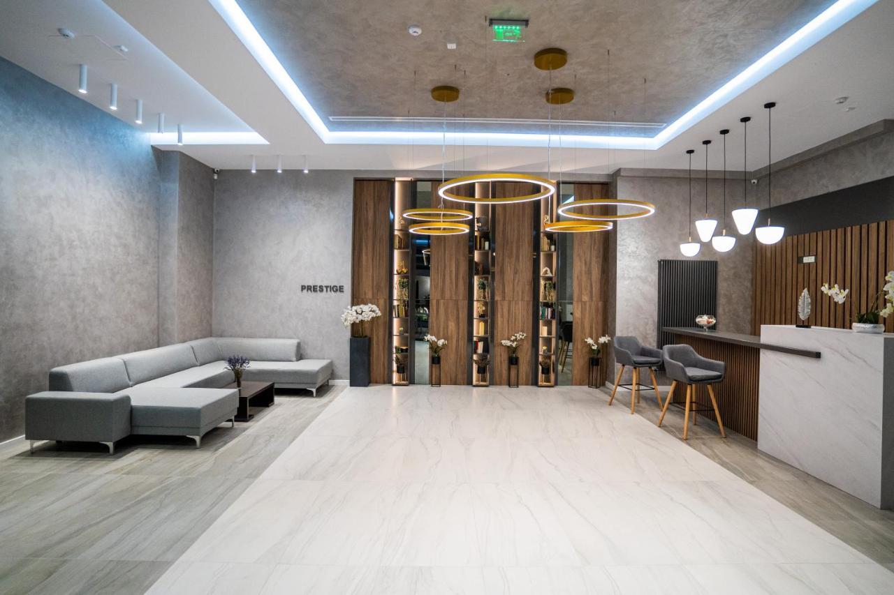 Hotel Prestige Mamaia Esterno foto